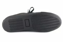 FOLLOW -New Balance Shop follow 4