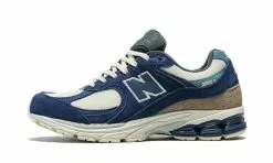 New Balance 2002R Navy Cream
