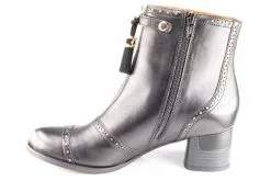 MALO Noir -New Balance Shop malo noir 3