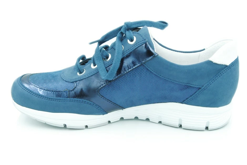 YLONA Denim 4 YLONA Denim - Image 4